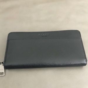Coach accordion wallet NWOT